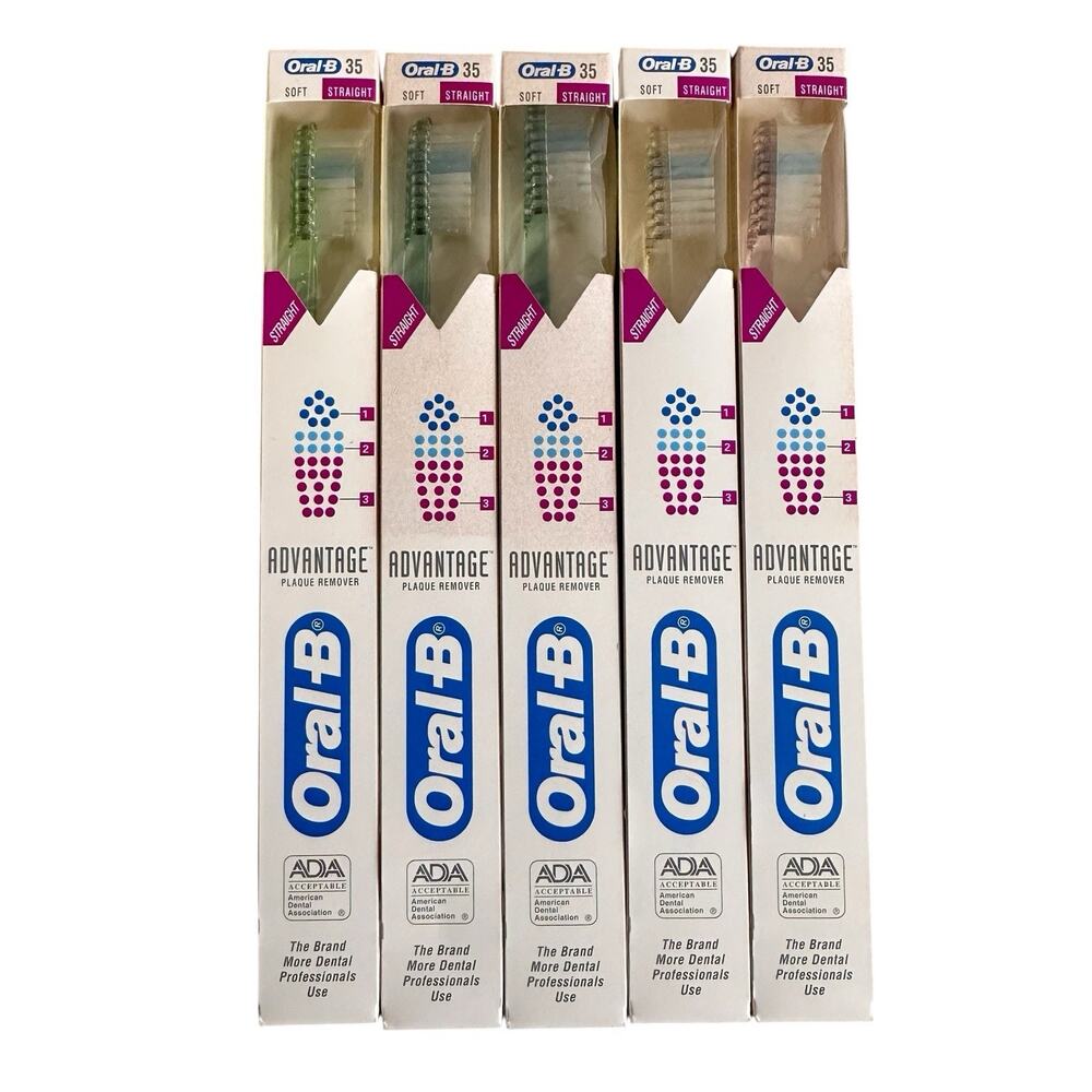 Oral B 35 Straight Soft Advantage Plaque Remover Toothbrushes Lot of 5 Vintage